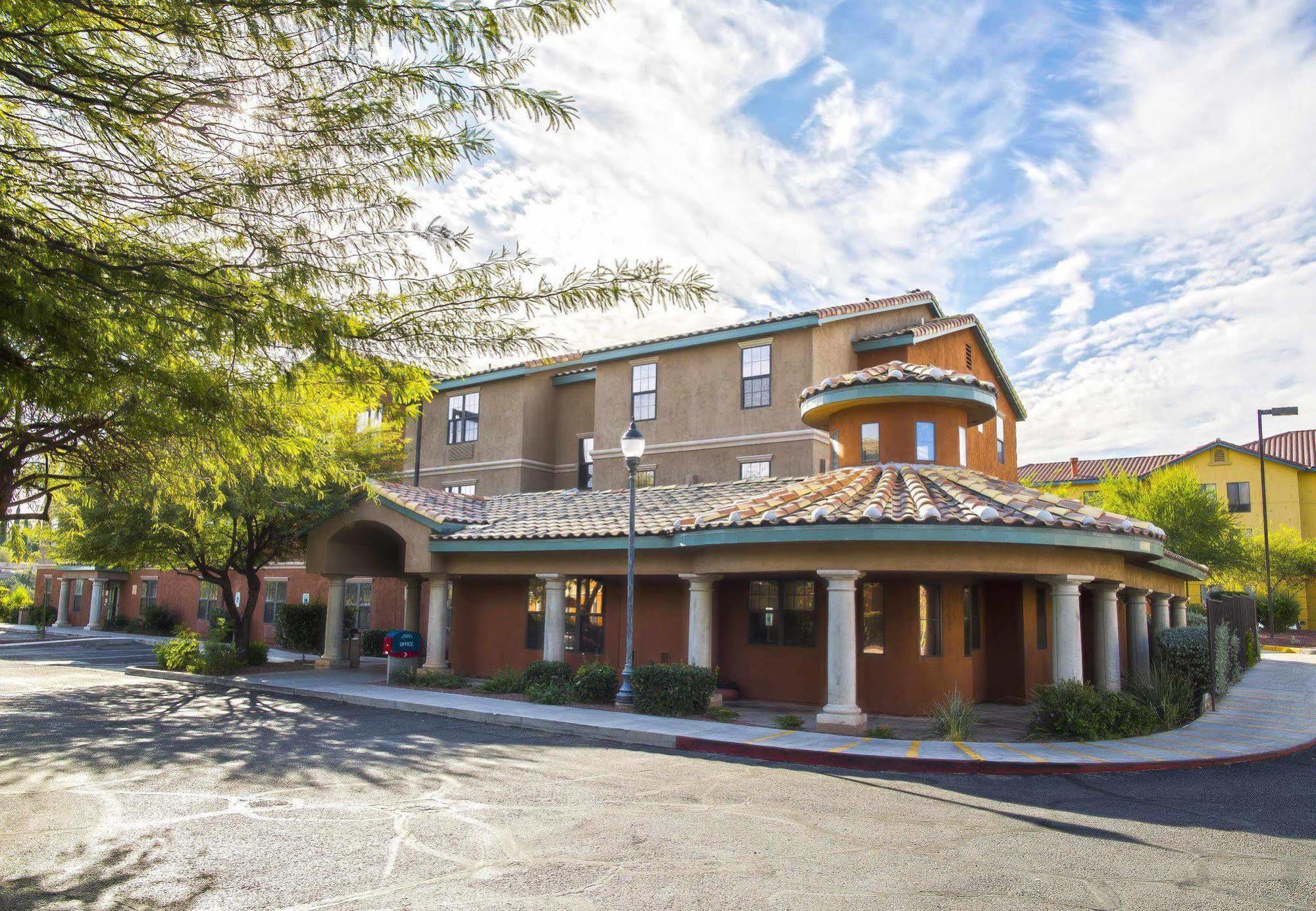 ทาวน์เพลซ สวีท ทูซอน Hotel Casas Adobes ภายนอก รูปภาพ